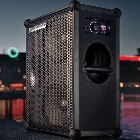 SOUNDBOKS 3 UTLEIE | FINN.no Soundboks 2 til utleie (1 2 stk) med mikrofon | FINN.no