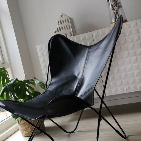 To stoler imitasjonsskinn fra Ikea | FINN.no To stoler imitasjonsskinn fra Ikea | FINN.no