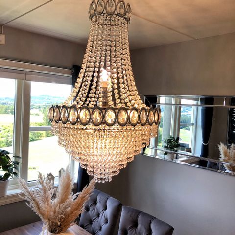 Lampe kjøpt hos Annen etage | FINN.no Lampe kjøpt hos Annen etage | FINN.no