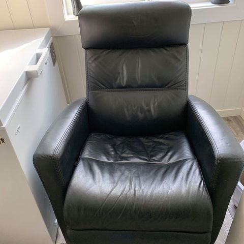 Relieve recliner fra Fagmøbler. Ubetydelig brukt. Hbo 12000 Relieve recliner fra Fagmøbler. Ubetydelig brukt. Hbo 12000