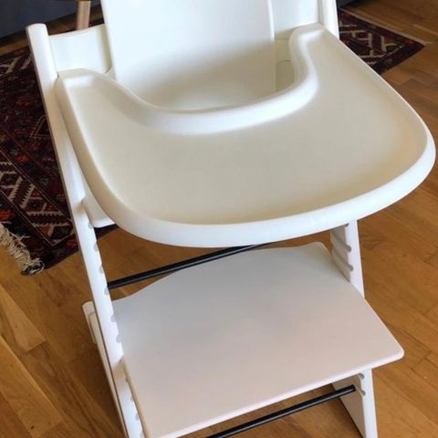 Tripp trapp matstole fra BabyDan | FINN.no Tripptrapp Hvit Babydan | FINN.no