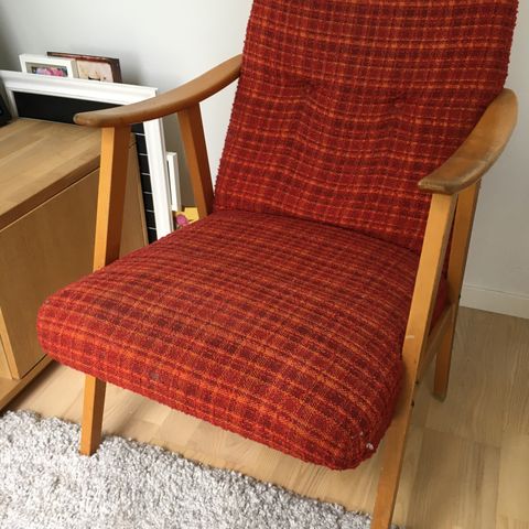 2 Gule retro stoler i teak og gult stoff | FINN.no 2 Gule retro stoler i teak og gult stoff | FINN.no