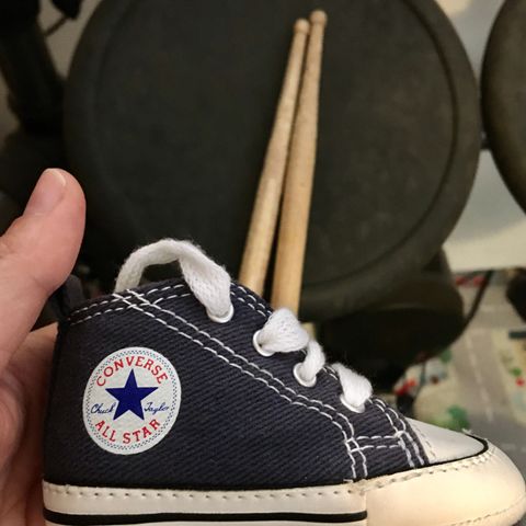 UBRUKTE Converse sko str 42,5 UK 9 | FINN.no UBRUKTE Converse sko str 42,5 UK 9 | FINN.no