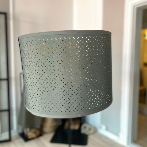Nymø IKEA taklampe msvart oppheng | FINN.no Nymø IKEA taklampe msvart oppheng | FINN.no