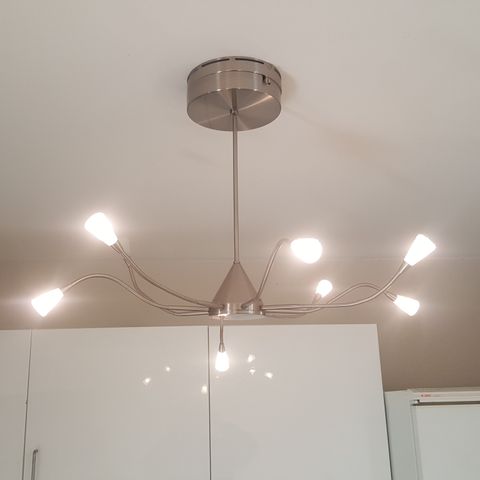 Lys snor med 40 LED lys (snøballer) IKEA Stråla | FINN.no Lys snor med 40 LED lys (snøballer) IKEA Stråla | FINN.no