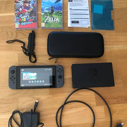 USB Mikrofoner med spill til Wii | FINN.no USB Mikrofoner med spill til Wii | FINN.no
