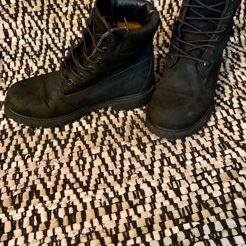 Sko str 35 Nike air Max, élysès, vans, Zara | FINN.no Sko str 35 Nike air Max, élysès, vans, Zara | FINN.no