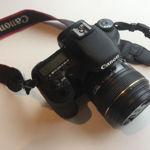 Komplett Samsung NX1100 selges! | FINN.no Komplett Samsung NX1100 selges! | FINN.no