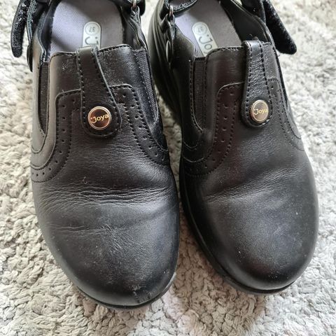 Air step fra lille vinkel sko str 37 | FINN.no Air step fra lille vinkel sko str 37 | FINN.no