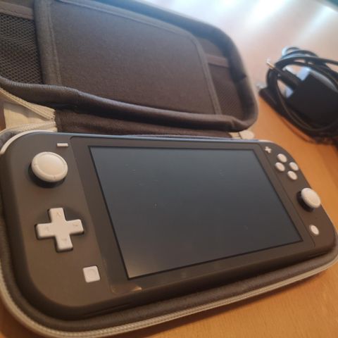 USB Mikrofoner med spill til Wii | FINN.no USB Mikrofoner med spill til Wii | FINN.no