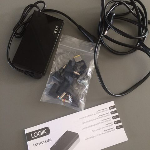LOGIK UNIVERSAL ULTRABOOK STRØMADAPTER | FINN.no Logik Slim universal lader for ultrabookChromebook 65W