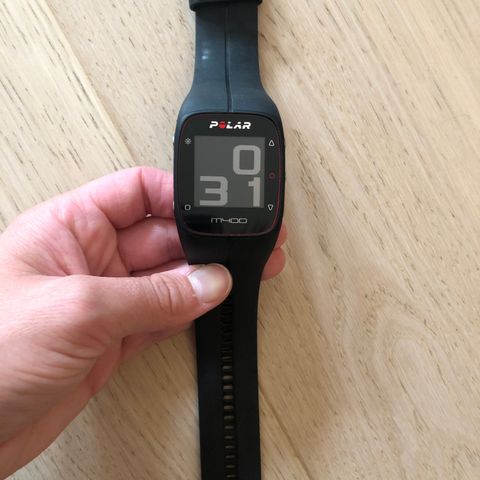 Pent brukt Polar V800 GPS klokke med lader | FINN.no Pent brukt Polar V800 GPS klokke med lader | FINN.no