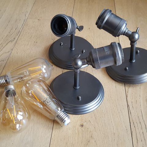 Sorte lamper med industriell look selges rimelig. | FINN.no Sorte lamper med industriell look selges rimelig. | FINN.no