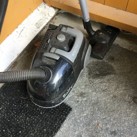 Karcher KB5 støvsuger, poseløs, oppladbar | FINN.no Karcher KB5 støvsuger, poseløs, oppladbar | FINN.no
