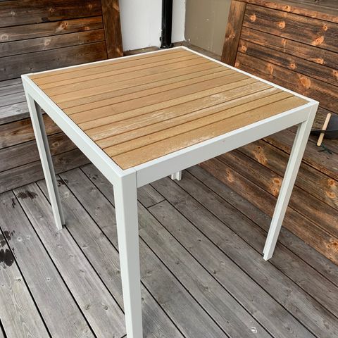 RESERVERT 2 stk Ubberup loungestol | FINN.no RESERVERT 2 stk Ubberup loungestol | FINN.no