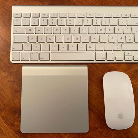 Pent brukt Apple Magic Mouse selges! | FINN.no Apple Magic Keyboard og Magic Mouse selges | FINN.no