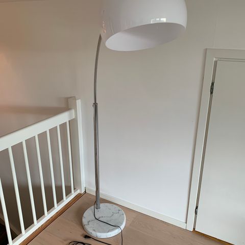 Lampe til feks kontor | FINN.no 2 stk glass italiensk design lamper pendant fra RUGGIU