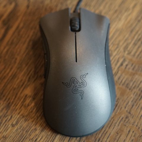 Mus & wrist pad | FINN.no Razer DeathAdder Expert gaming mus | Clas Ohlson