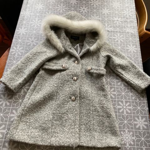HøstVår jakke fra Zara, 13 14 år | FINN.no HøstVår jakke fra Zara, 13 14 år | FINN.no