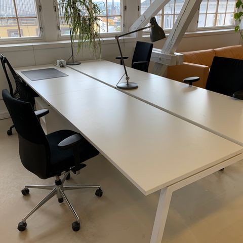 Vi kjøper store og små partier av kontormøbler! | FINN.no Vi kjøper store og små partier av kontormøbler! | FINN.no