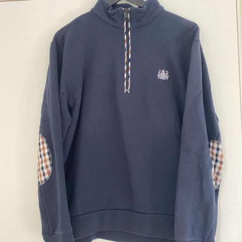 1 Champion genser og 2 Levis gensere selges | FINN.no 1 Champion genser og 2 Levis gensere selges | FINN.no