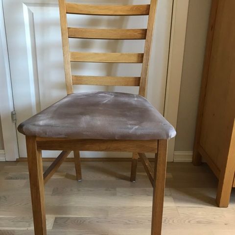Erling Drange stoler i sort skai | FINN.no Vintage talienske Chiavari stoler | FINN.no