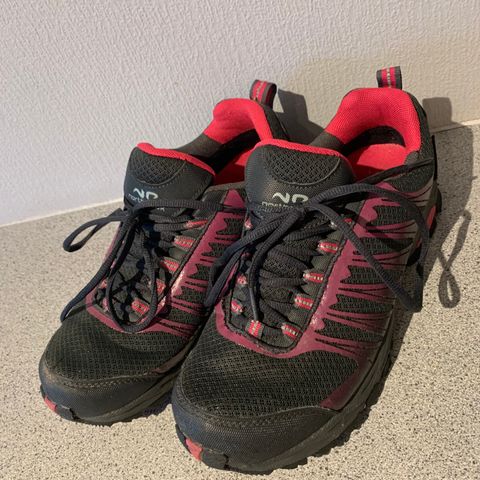 Gore tex tursko joggesko for jentedame str. 39 | FINN.no Gore tex tursko joggesko for jentedame str. 39 | FINN.no