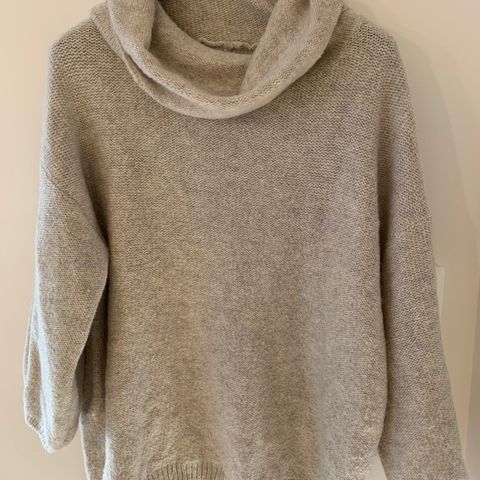 Genser fra Line of Oslo medium | FINN.no Collegegenser, grå genser fra Line of Oslo, M Medium, kr