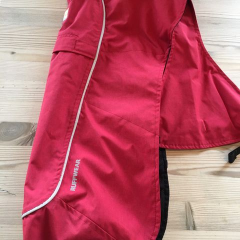 Hurtta varmedekke Pro | FINN.no Hurtta varmedekke Pro | FINN.no
