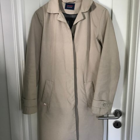 Kåpe Karen Millen | FINN.no Kåpe fra Karen Millen | FINN.no