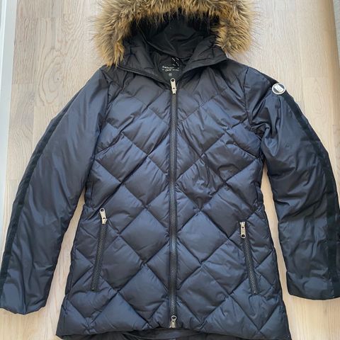 Svea oversize lang dunjakke | FINN.no Svea oversized dunjakke | FINN.no