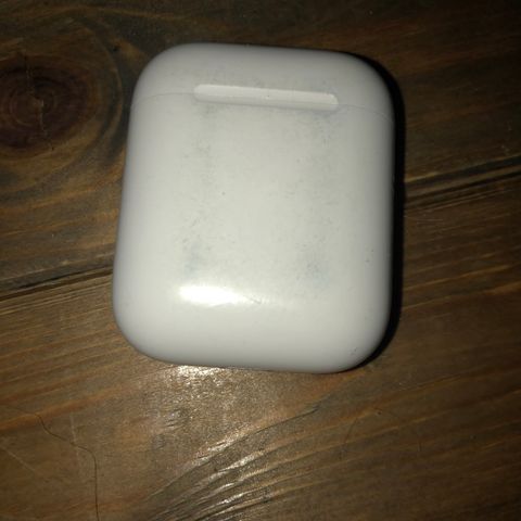 Apple airpods TOMT lade etui | FINN.no Apple Airpod Lade Etui | FINN.no