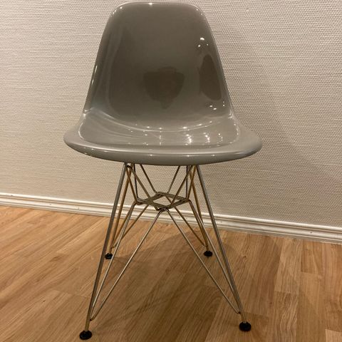 8 Stokke Date stoler i alcantara | FINN.no 8 Stokke Date stoler i alcantara | FINN.no