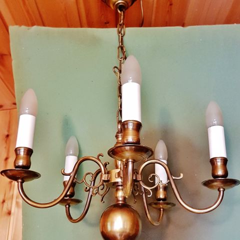 Høyang tak lampe | FINN.no Høyang tak lampe | FINN.no