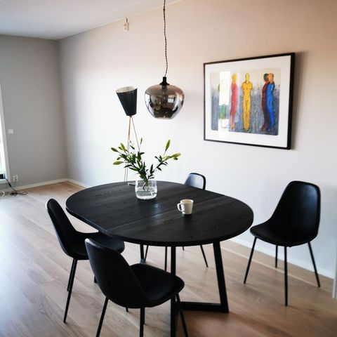 Knapt brukt 2x sofabord kjøpt på Bolia vår 2019 | FINN.no Knapt brukt 2x sofabord kjøpt på Bolia vår 2019 | FINN.no