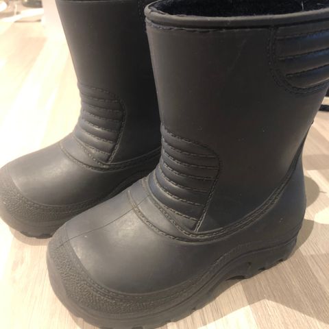 Viking Frost Fighter Støvler str. 25 | FINN.no Frost støvler 25 | FINN.no