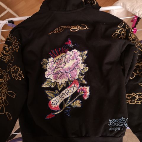 H&M Moschino Jakke med glidelås. | FINN.no H&M Moschino Jakke med glidelås. | FINN.no