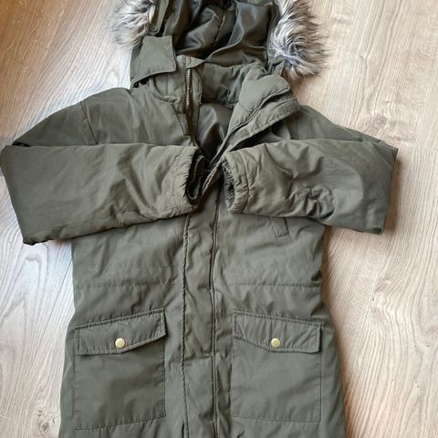 Molo vinterjakke str.140 | FINN.no Molo vinterjakke str 140 | FINN.no