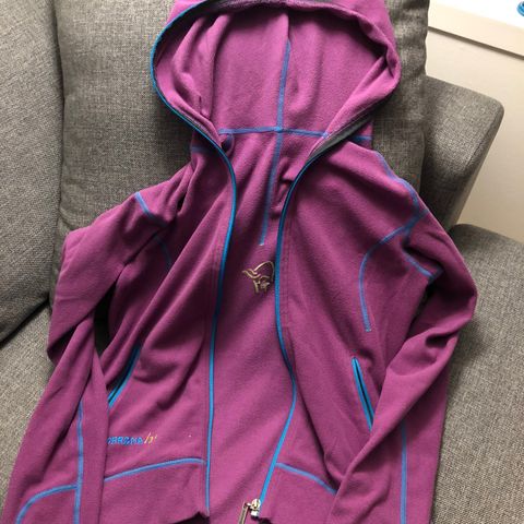 Norrøna Lofoten fleece dame str M | FINN.no Norrøna Lofoten fleece dame str M | FINN.no