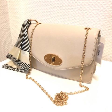 Pourchet crossbody veske med eller ungen pung | FINN.no Pourchet crossbody veske med eller ungen pung | FINN.no