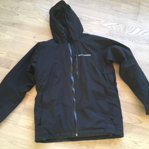 Vind og vanntett herre jakke. Høst modell. XL. | FINN.no Vind og vanntett herre jakke. Høst modell. XL. | FINN.no