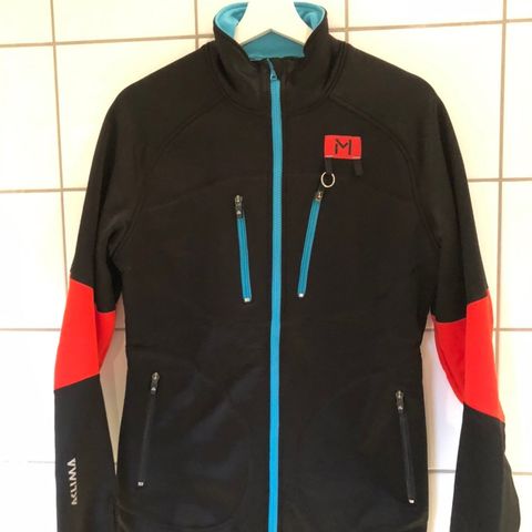 Helt ny Marmot Gore tex jakke | FINN.no Helt ny Marmot Gore tex jakke | FINN.no