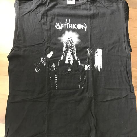 Dimmu Borgir T skjorter Inferno Hettegenser | FINN.no Dimmu Borgir T skjorter Inferno Hettegenser | FINN.no