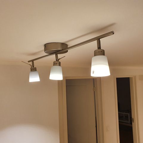 Hersdal Retro lampe pris til fredag 16.10.20 | FINN.no Hersdal Retro lampe pris til fredag 16.10.20 | FINN.no