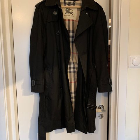 Thomas Burberry trenchjakke beige | FINN.no Thomas Burberry trenchjakke beige | FINN.no