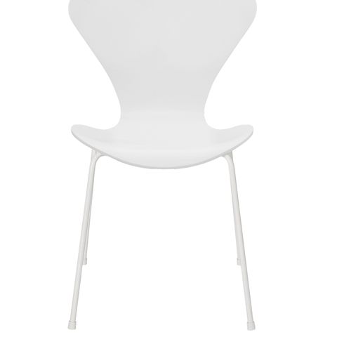 Hvite Charles Eames stoler | FINN.no Charles Eames stoler med pute | FINN.no