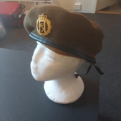 Britisk SAS Beret replika Beige Sand Str 7 5 8 61 Cm SAS Patch britisk-sas-beret-replika-beige-sand-str-7-5-8-61-cm-sas-patch