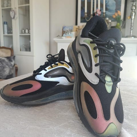 Louis Vuitton Run Away sneaker (str 6, 5 ) 40,5-41 | FINN.no