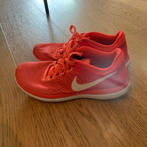 Adidas Ultraboost joggesko /løpesko | FINN.no