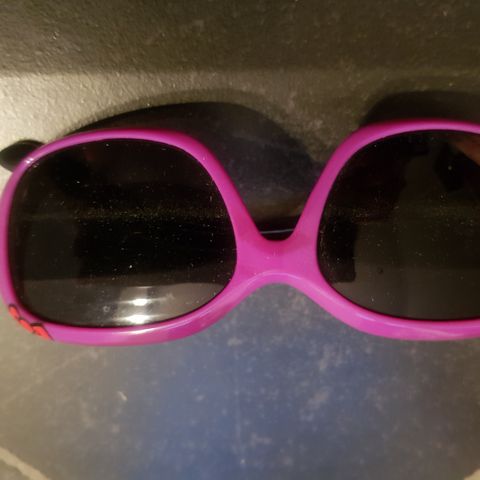 ting fløjte Afståelse Izipizi solbriller 9-36 mnd | FINN torget